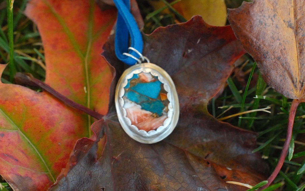 Oyster Mohave Turquoise Suede Necklace